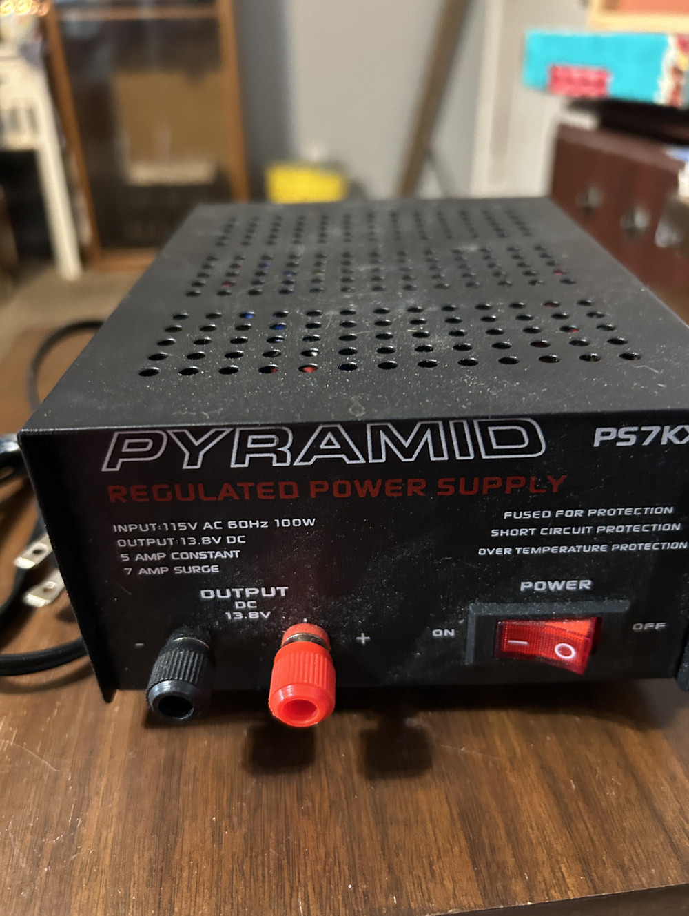 Pyramid PS7K Regulated Power Supply 13.8V DC 7 Amp